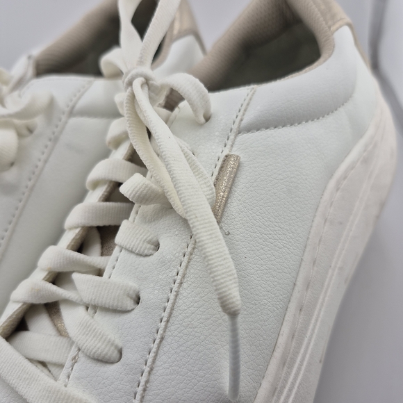 Dr. Scholl's White and Gold Athletic Shoes - Picture 2 of 10